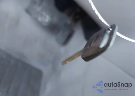 2003 Toyota Corolla Ce z USA, uszkodzony, nr VIN 1NXBR32E93Z070534